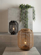 Afbeelding in Gallery-weergave laden, ROTAN LANTAARN MET LED Ø17CM
