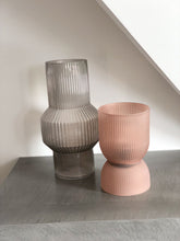 Afbeelding in Gallery-weergave laden, Vaas warm grijs
