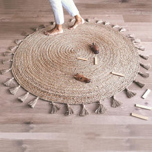 Afbeelding in Gallery-weergave laden, Jute vloerkleed met kwastjes
